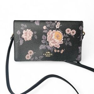 Coach Floral wallet on chain / crossbody, Gold hardware🌸